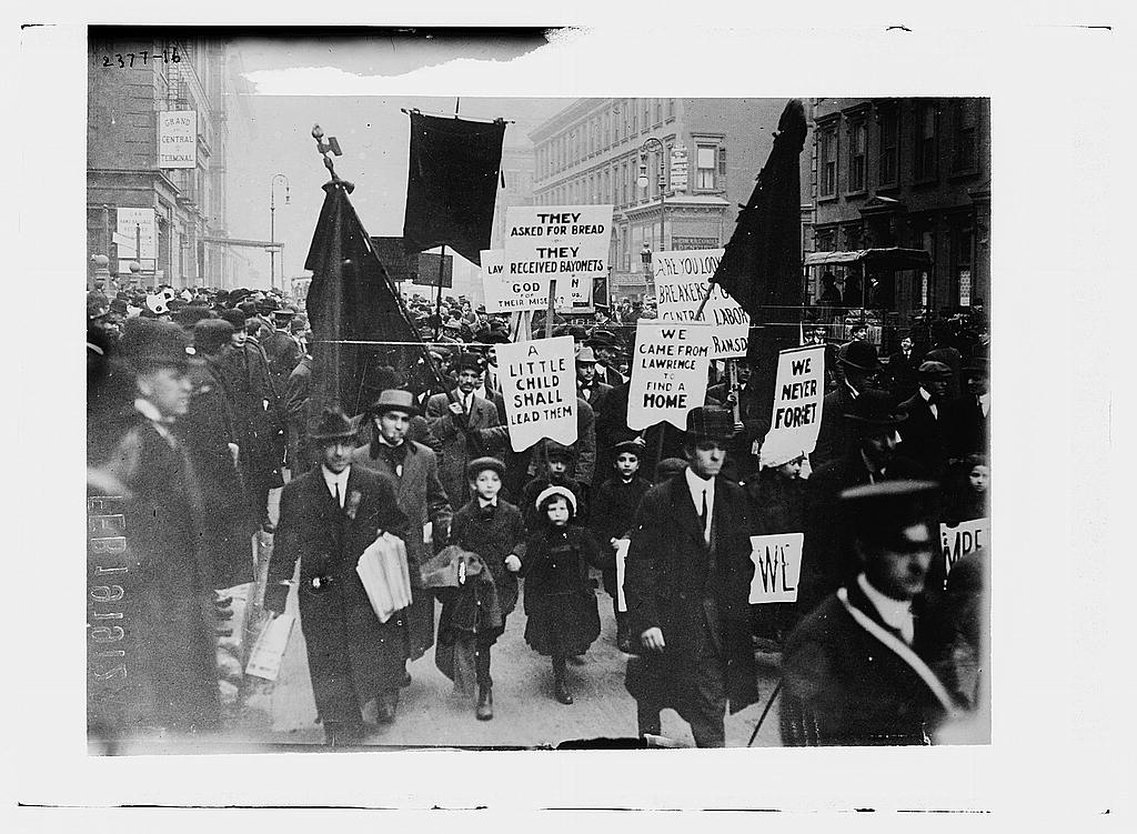 Jan. 11, 1912: The Bread And Roses Strike Started | Zinn Education Project